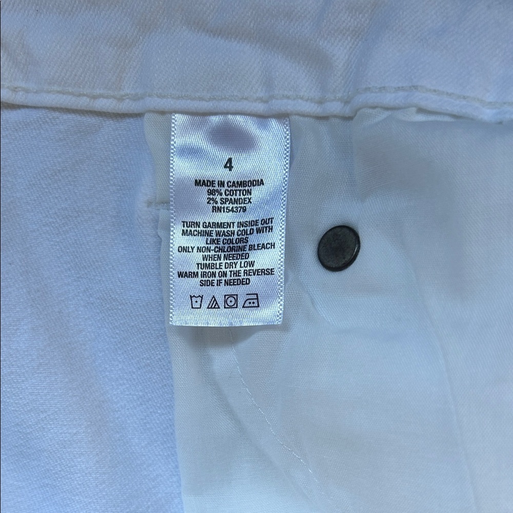 NWT Aeropostale White Distressed Jean Shorts - Picture 8 of 9